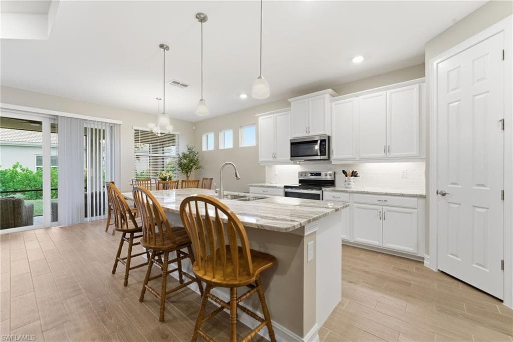 3371 Cherry Palm DR, NORTH FORT MYERS FL 33917-6