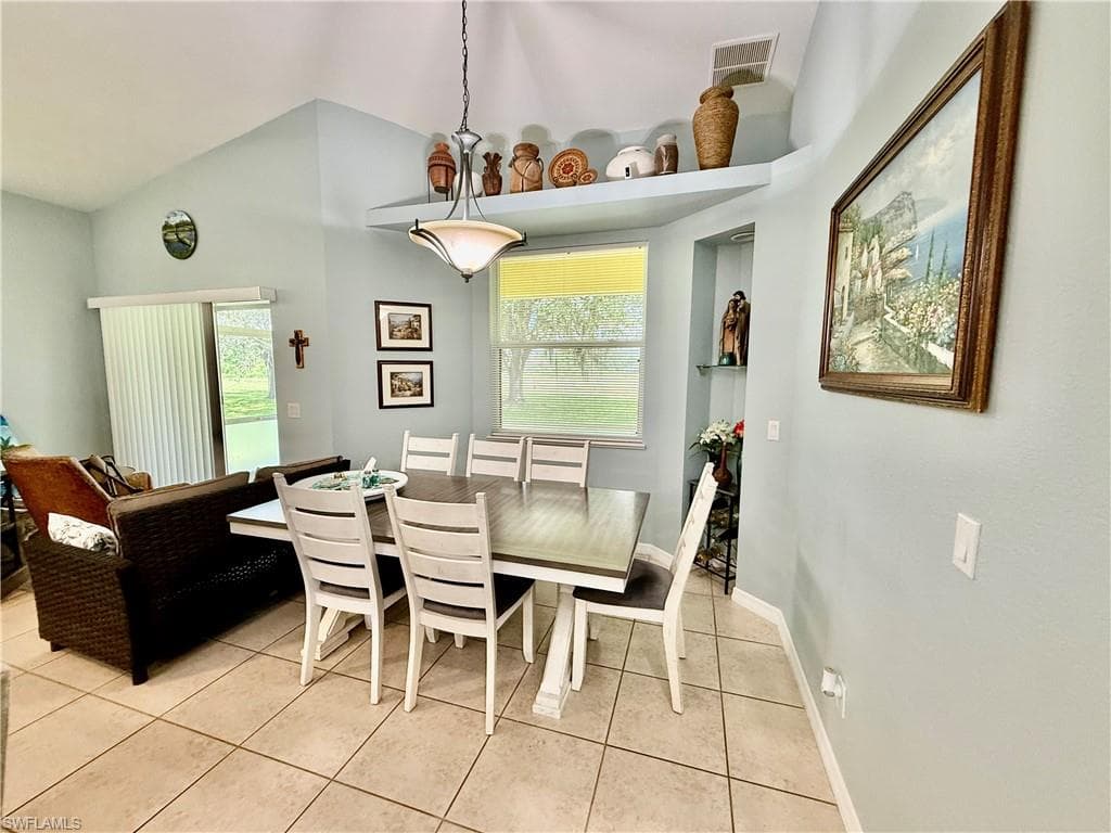 19933 Lake Vista CIR, LEHIGH ACRES FL 33936-9