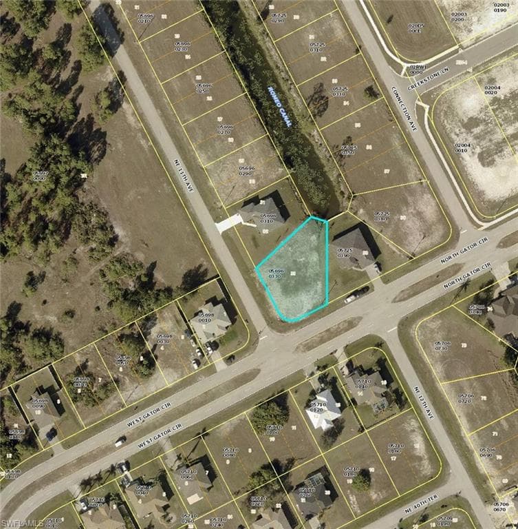 1101 N Gator CIR, CAPE CORAL FL 33909-1