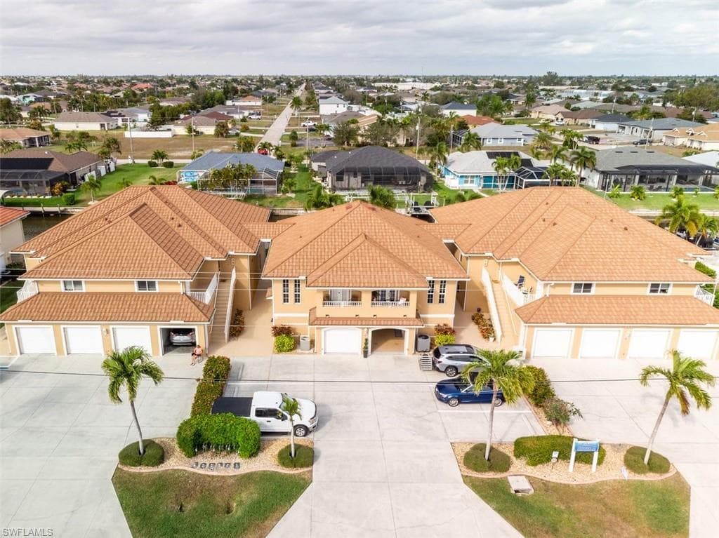 917 SW 47th TER # 102, CAPE CORAL FL 33914-25