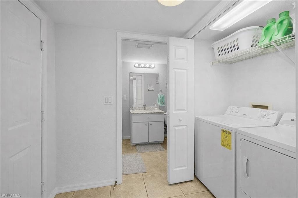 917 SW 47th TER # 102, CAPE CORAL FL 33914-6