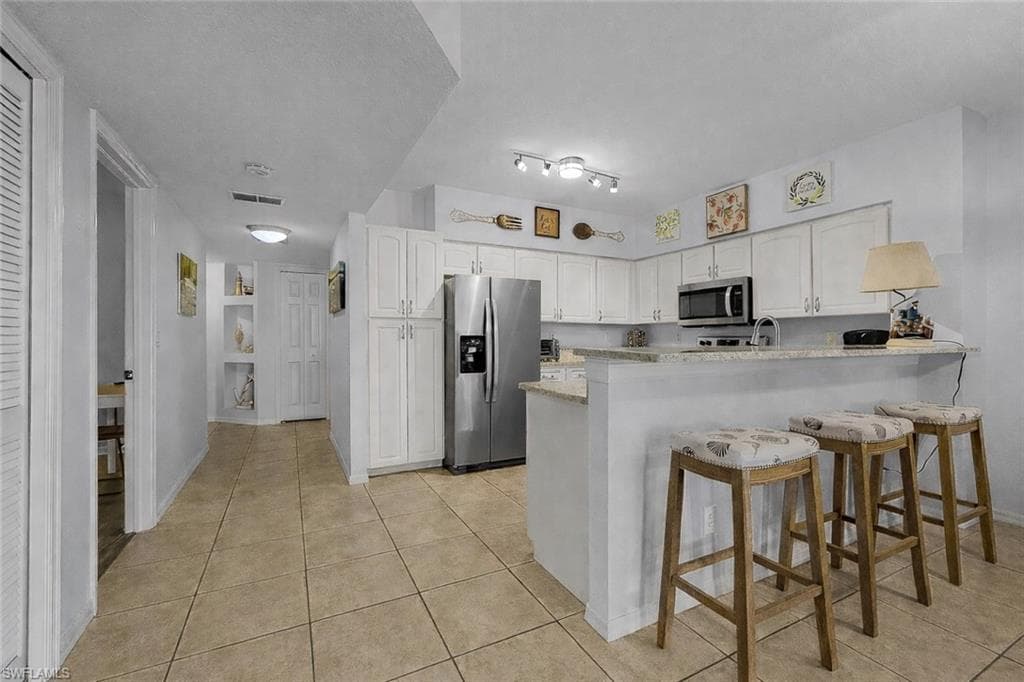 917 SW 47th TER # 102, CAPE CORAL FL 33914-9