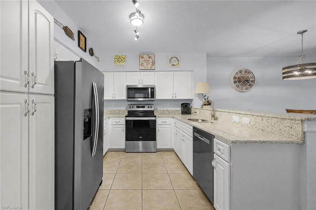 917 SW 47th TER # 102, CAPE CORAL FL 33914-10