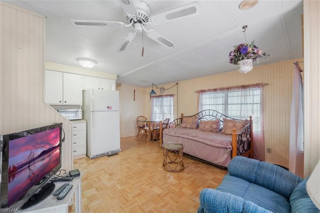 134 Amble DR, NORTH FORT MYERS FL 33903-11
