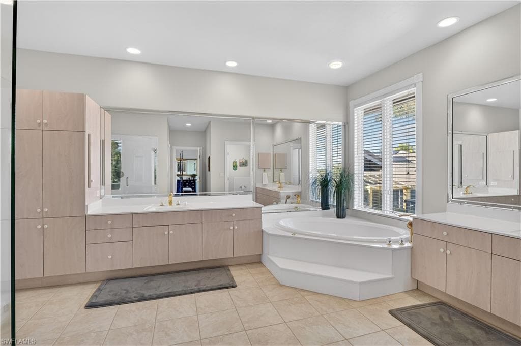 4060 SKYWAY DR # 45, NAPLES FL 34112-26