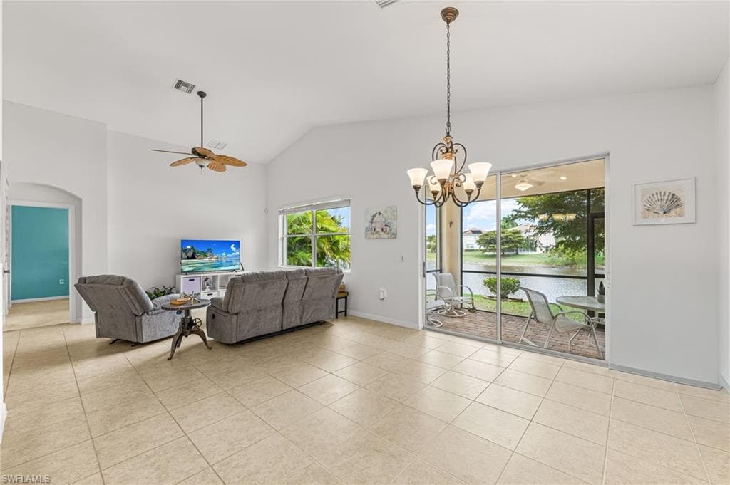 8615 Sumner AVE, FORT MYERS FL 33908-11