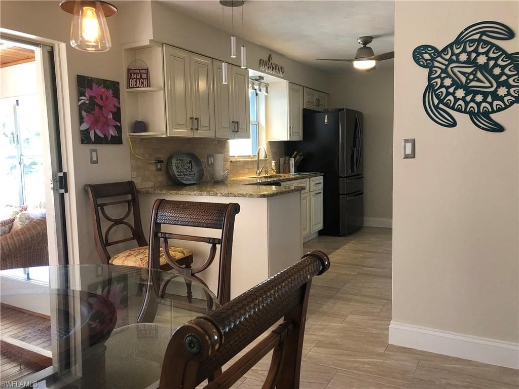 5972 Baker CT, FORT MYERS FL 33919-10