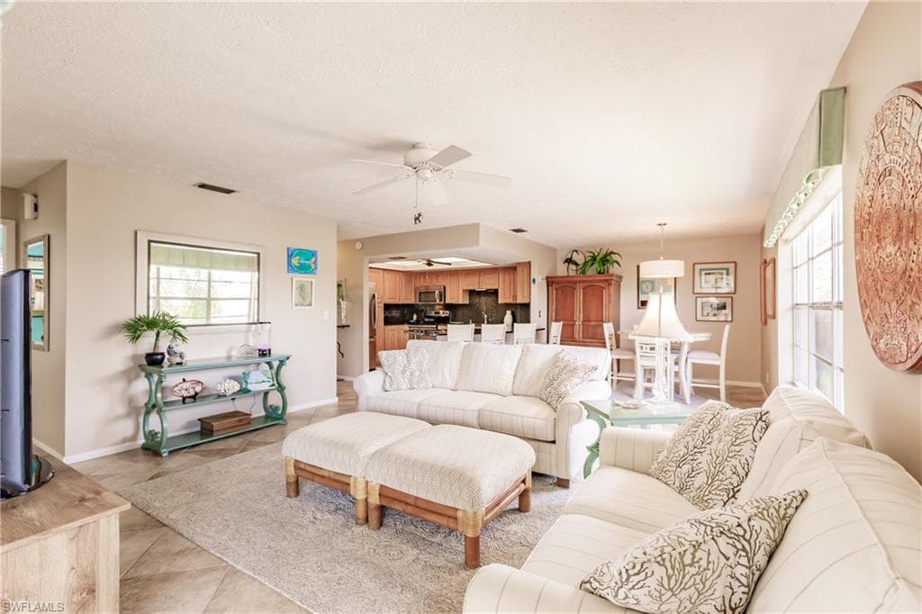 1304 Miramar ST # 204, CAPE CORAL FL 33904-11