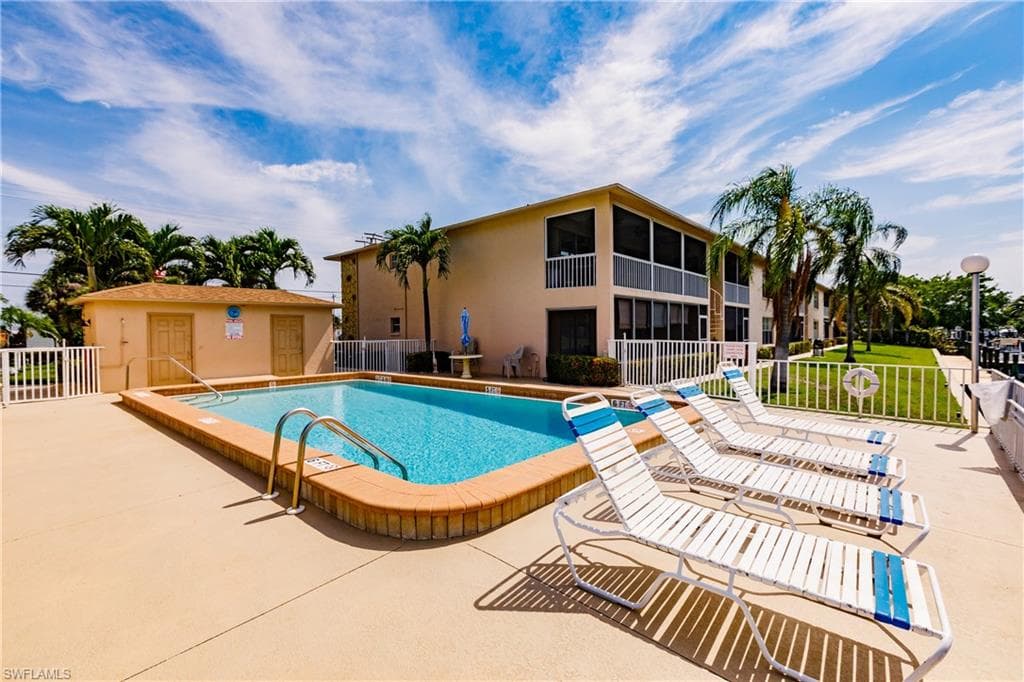 1304 Miramar ST # 204, CAPE CORAL FL 33904-28