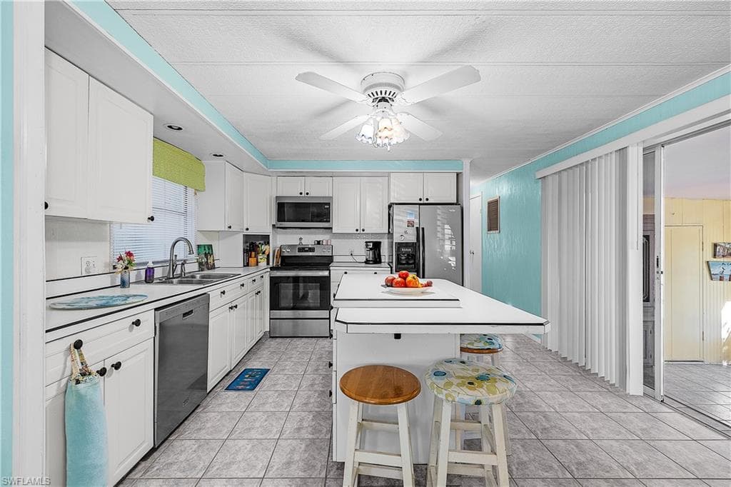 7696 Helen RD, BOKEELIA FL 33922-26