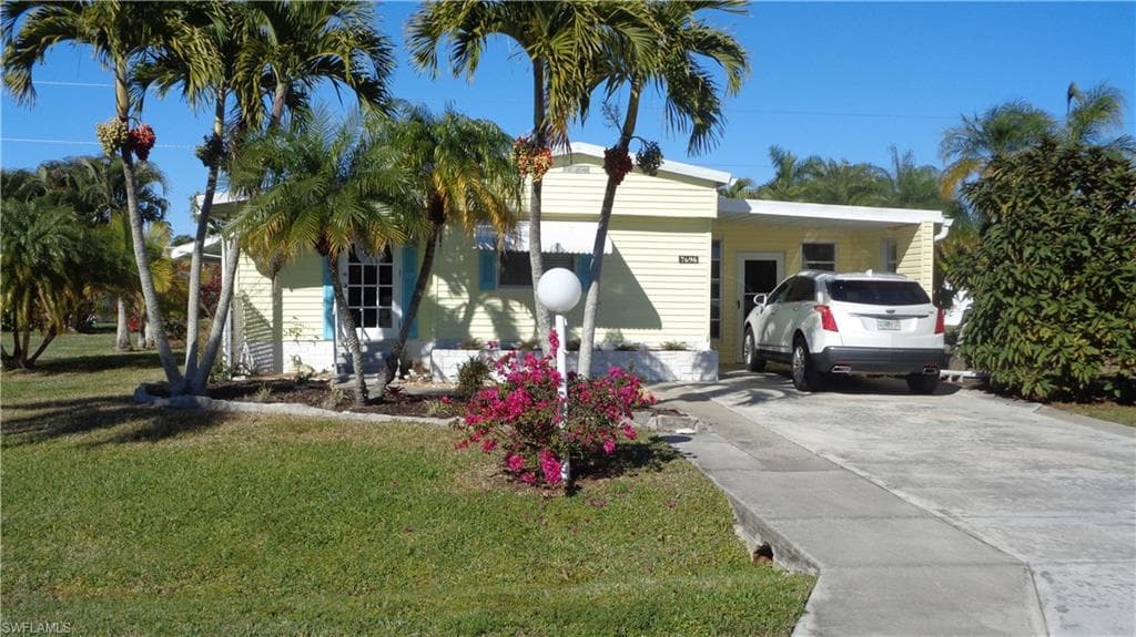 7696 Helen RD, BOKEELIA FL 33922-1