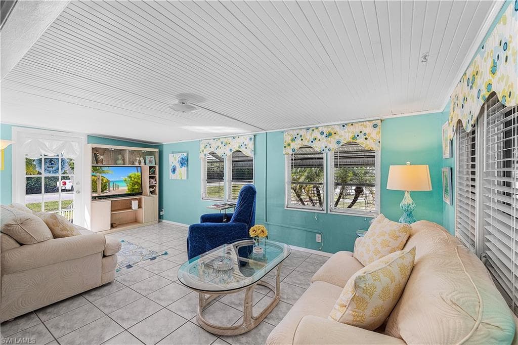 7696 Helen RD, BOKEELIA FL 33922-15