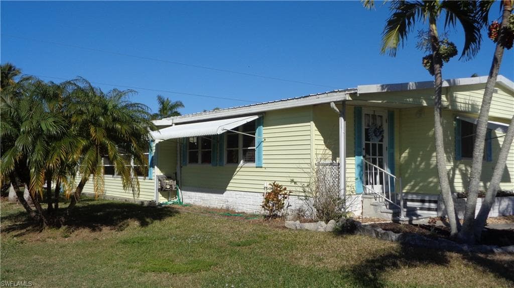 7696 Helen RD, BOKEELIA FL 33922-9