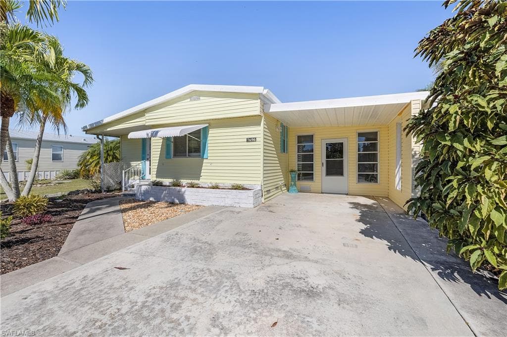 7696 Helen RD, BOKEELIA FL 33922-3