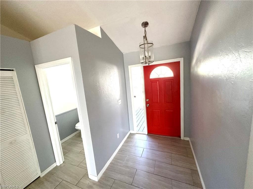 10590 Landau LN, BONITA SPRINGS FL 34135-5