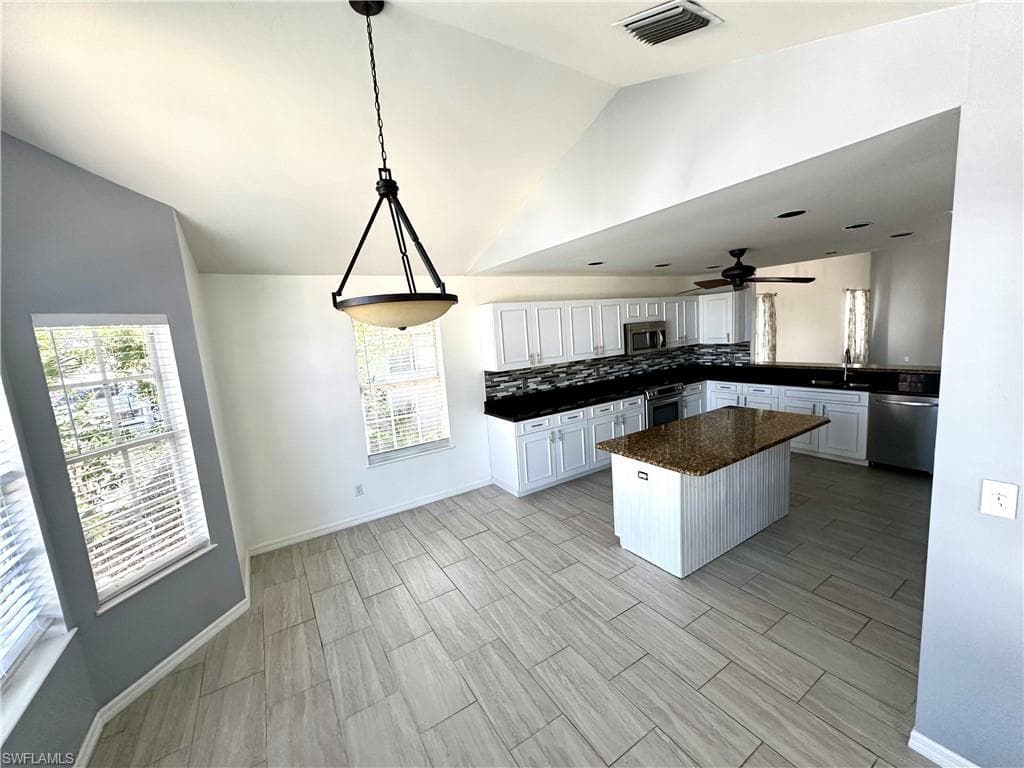 10590 Landau LN, BONITA SPRINGS FL 34135-12