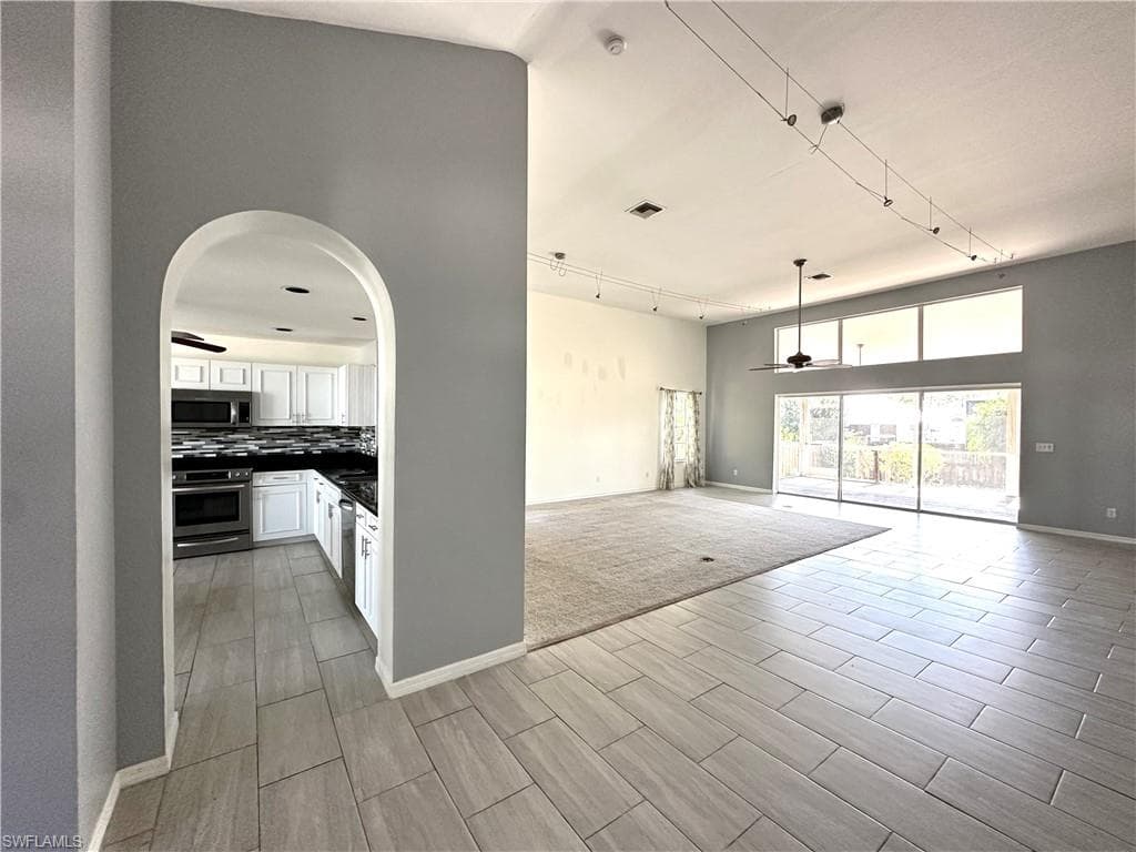 10590 Landau LN, BONITA SPRINGS FL 34135-6