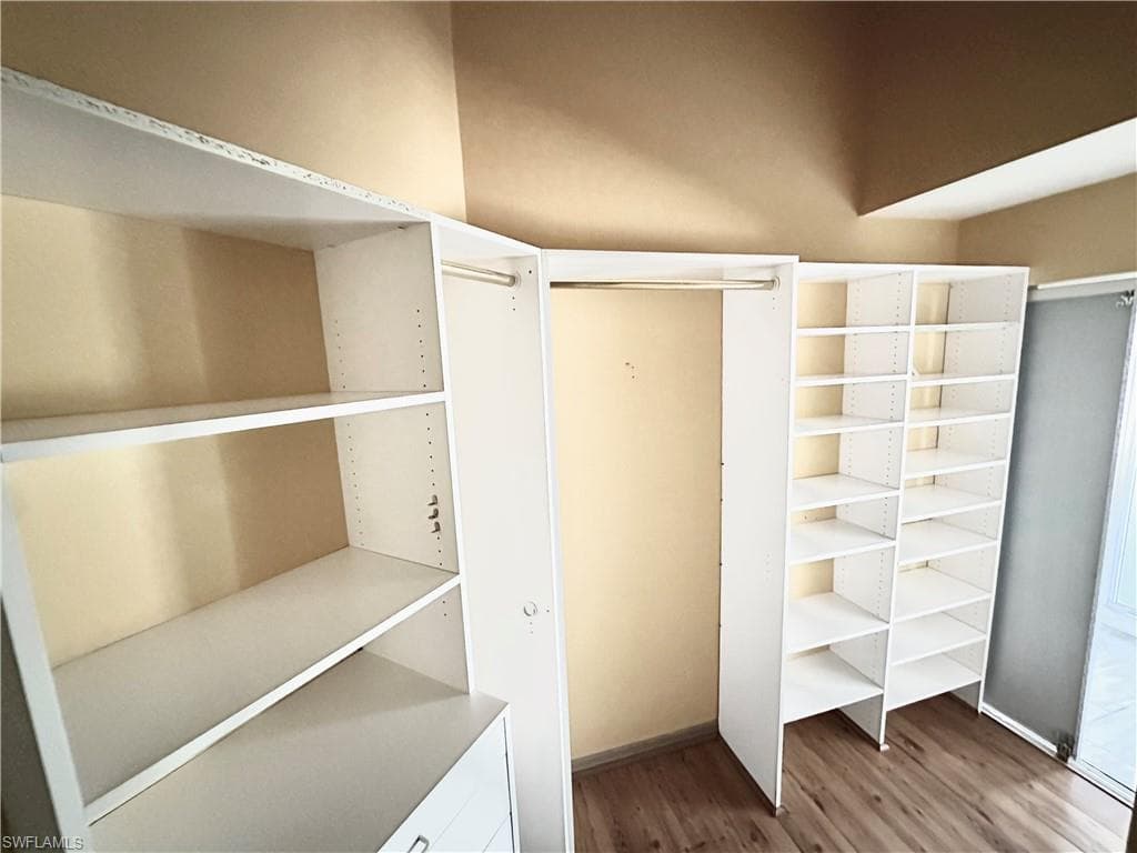 10590 Landau LN, BONITA SPRINGS FL 34135-23