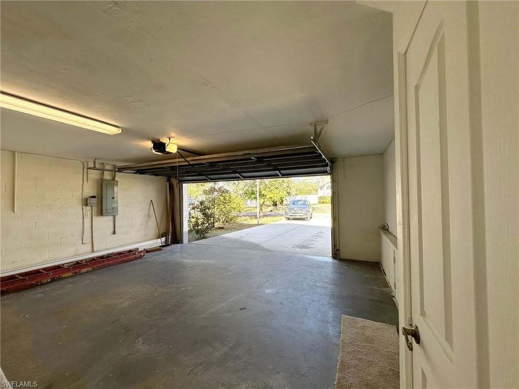 10590 Landau LN, BONITA SPRINGS FL 34135-33