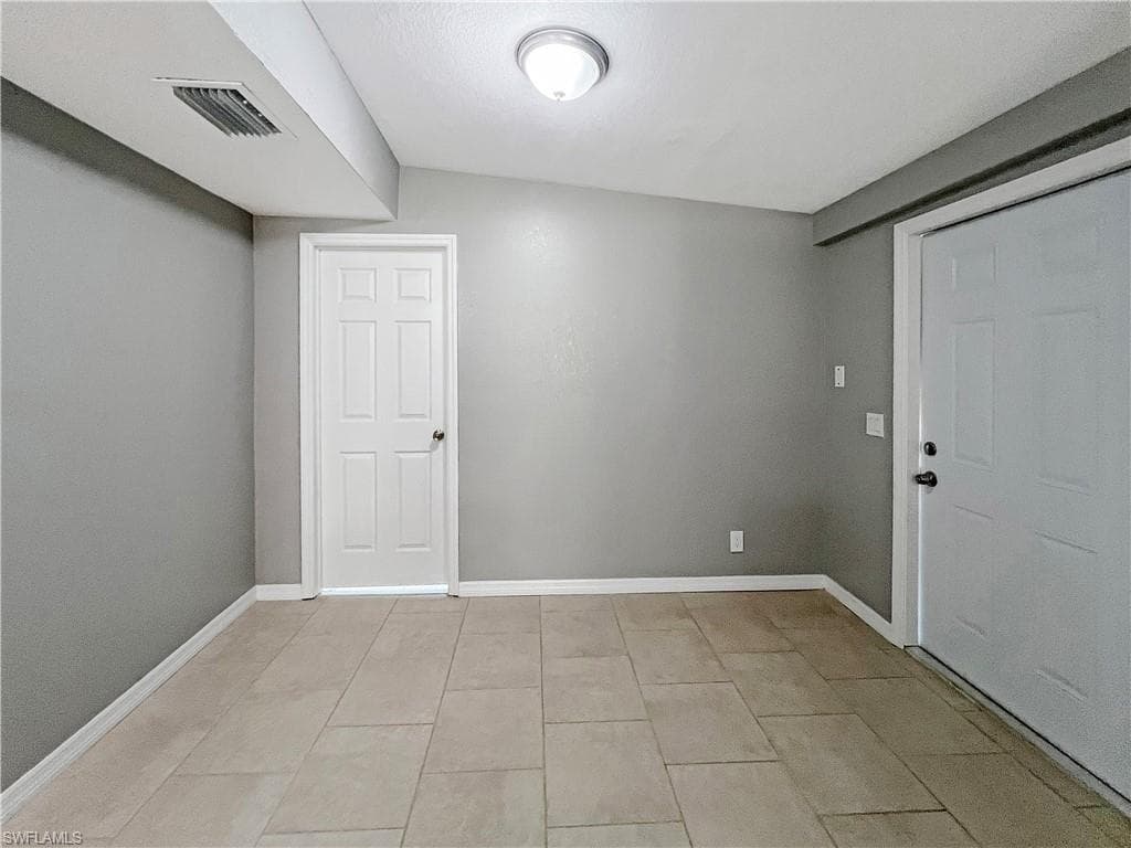 15206 Stringfellow RD # 4, BOKEELIA FL 33922-10