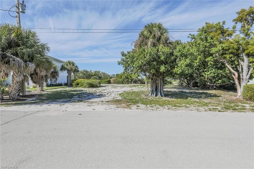 1331 Par View DR, SANIBEL FL 33957-25