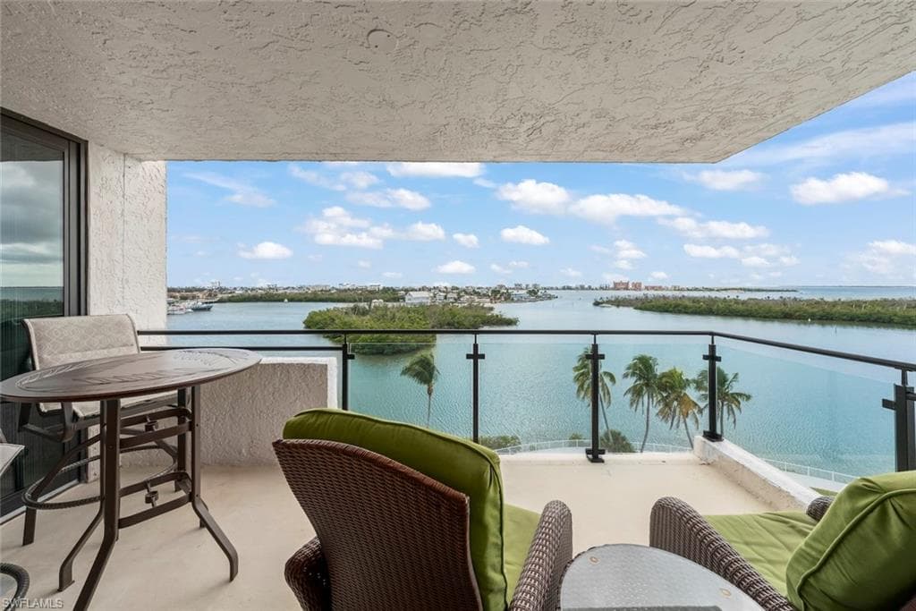 18120 San Carlos BLVD # 805, FORT MYERS BEACH FL 33931-20