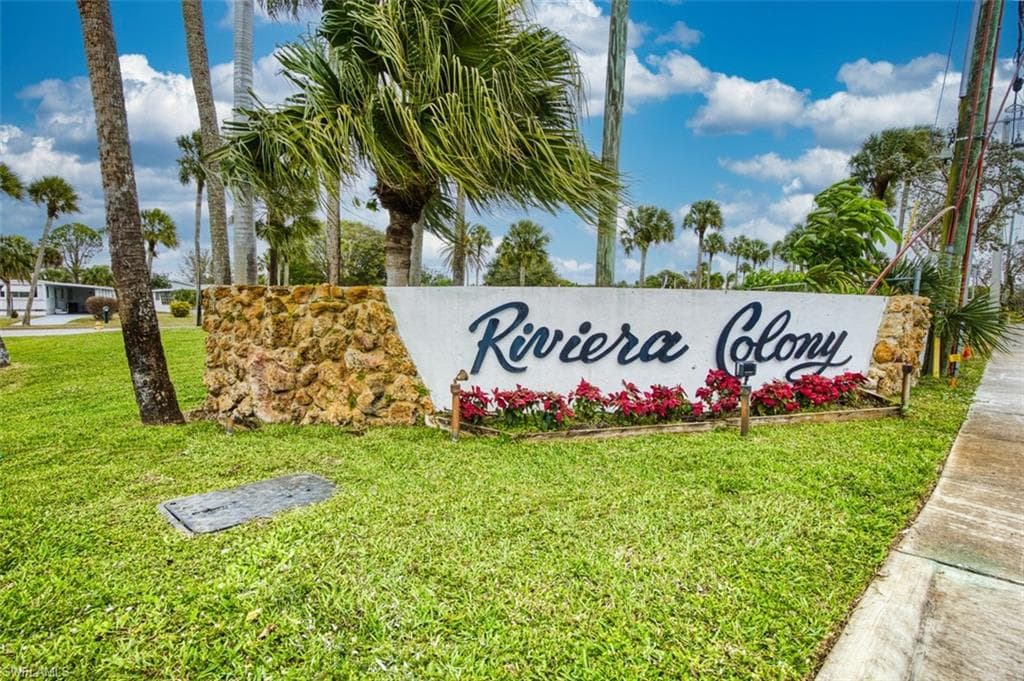 45 San Remo CIR, NAPLES FL 34112-1