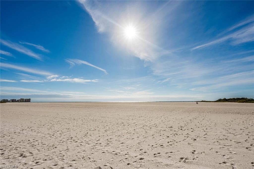 320 Seaview CT # 610, MARCO ISLAND FL 34145-31