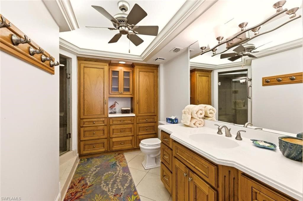 320 Seaview CT # 610, MARCO ISLAND FL 34145-17