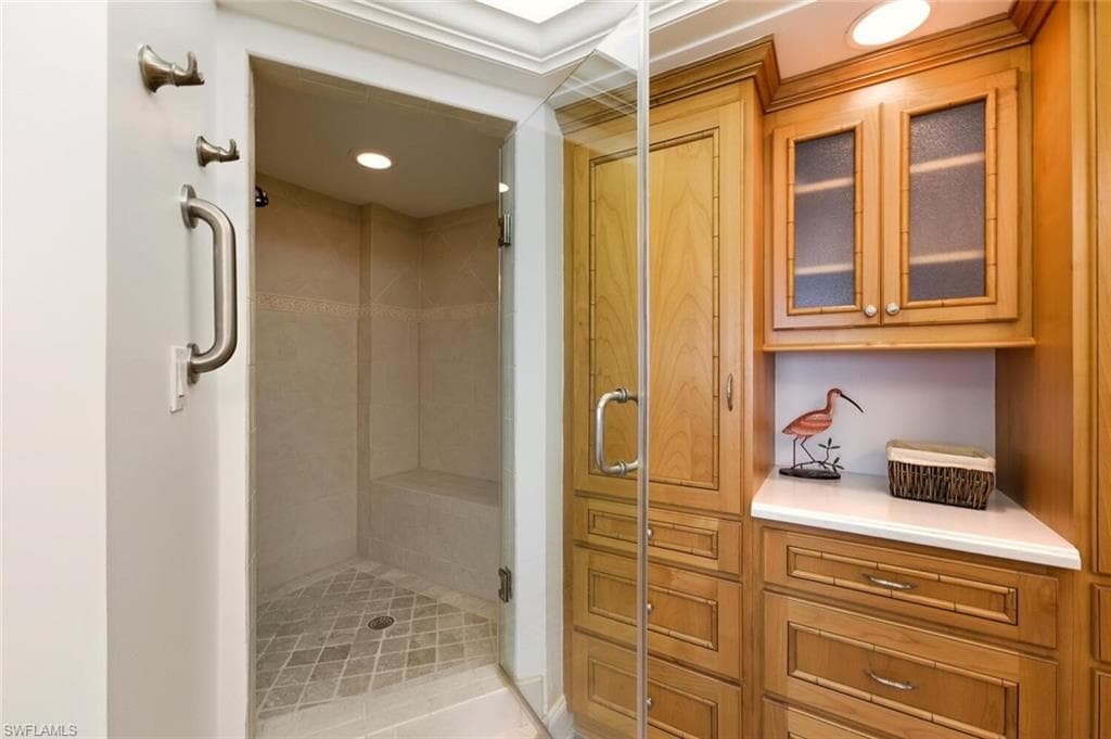 320 Seaview CT # 610, MARCO ISLAND FL 34145-18