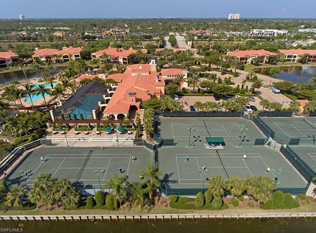 8583 Via Lungomare CIR # 201, ESTERO FL 33928-27