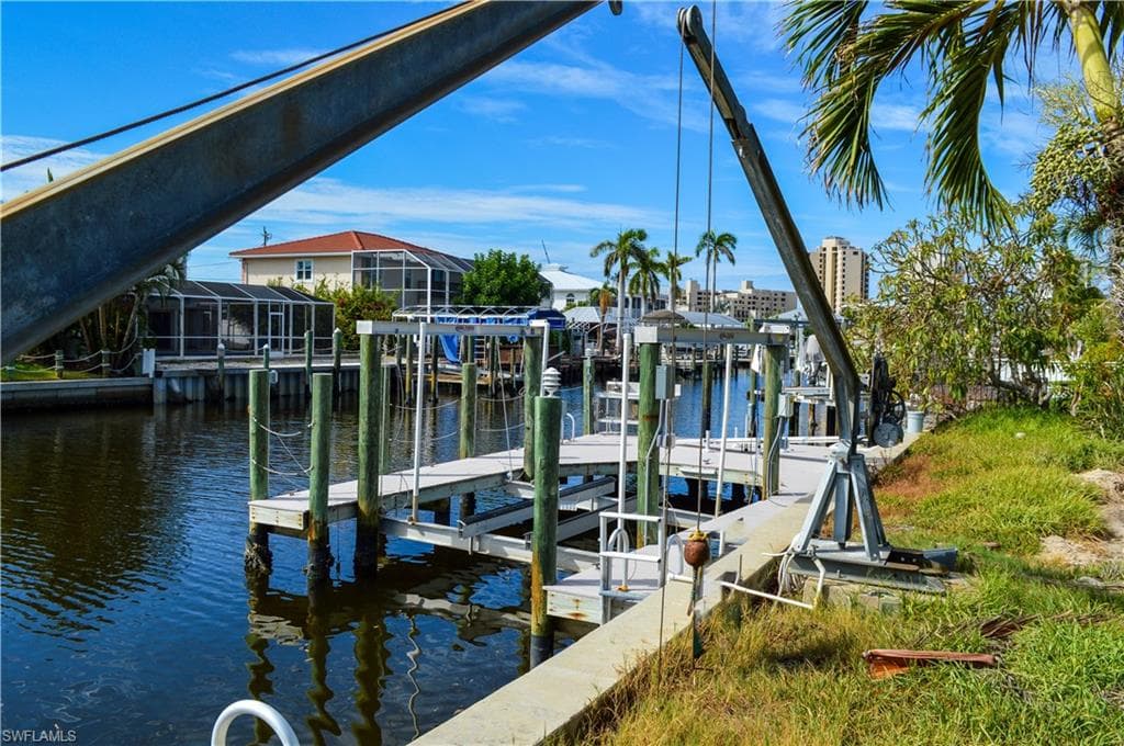 206 Ibis ST, FORT MYERS BEACH FL 33931-22