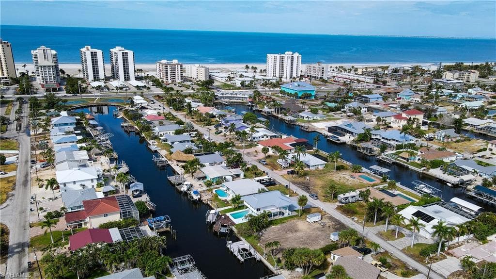 206 Ibis ST, FORT MYERS BEACH FL 33931-29