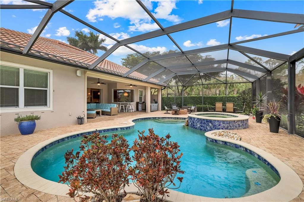 9383 Copper Rock CT, NAPLES FL 34120-26