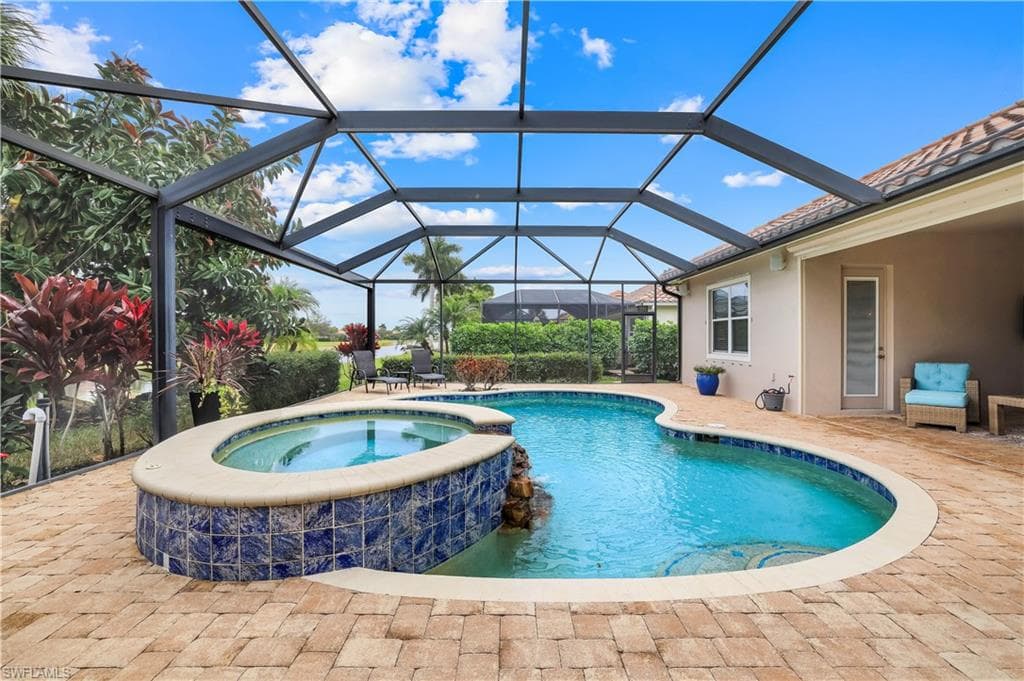 9383 Copper Rock CT, NAPLES FL 34120-1