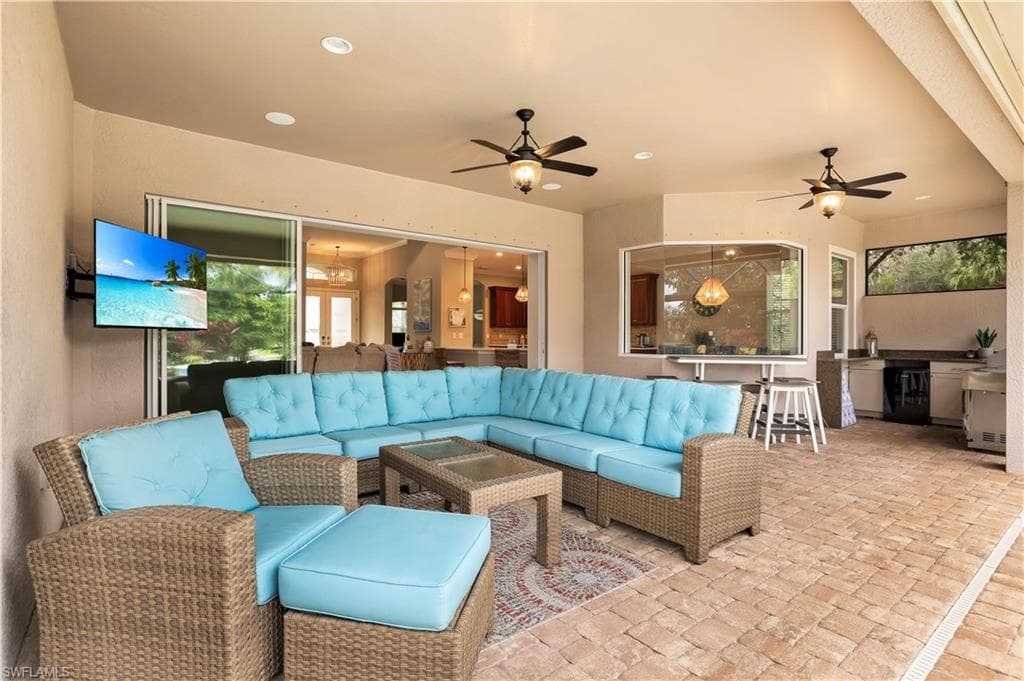 9383 Copper Rock CT, NAPLES FL 34120-23