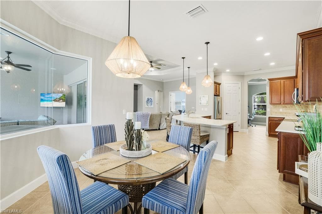 9383 Copper Rock CT, NAPLES FL 34120-9