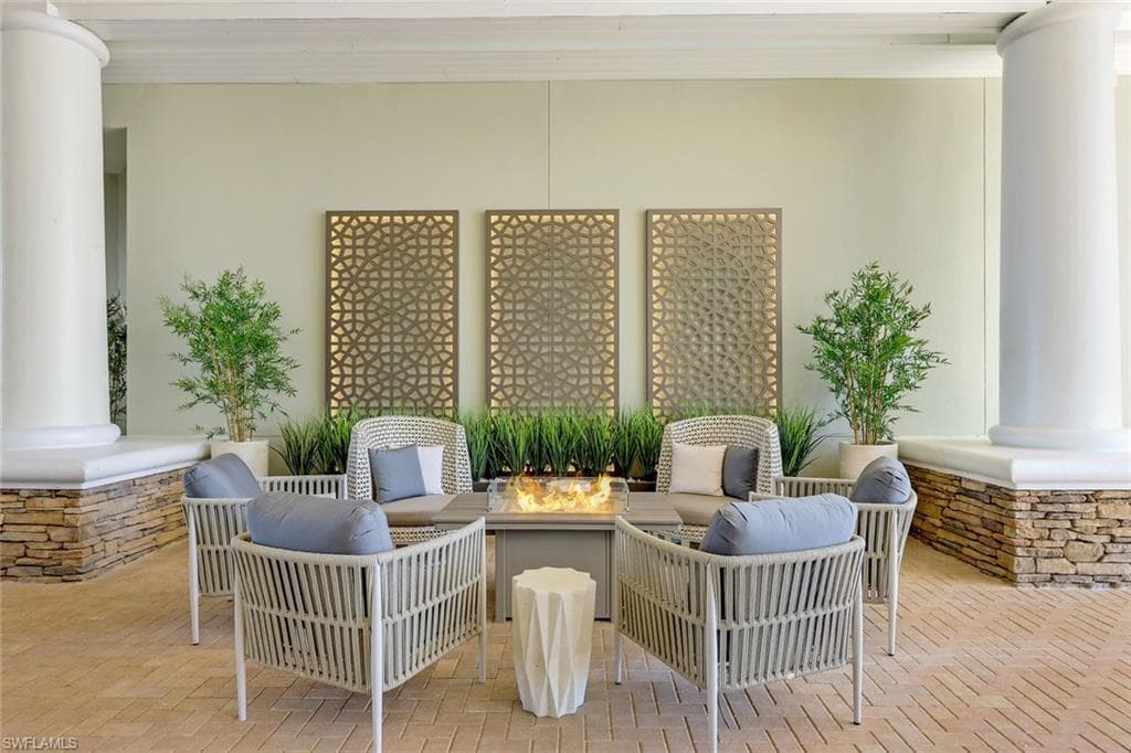 9383 Copper Rock CT, NAPLES FL 34120-38