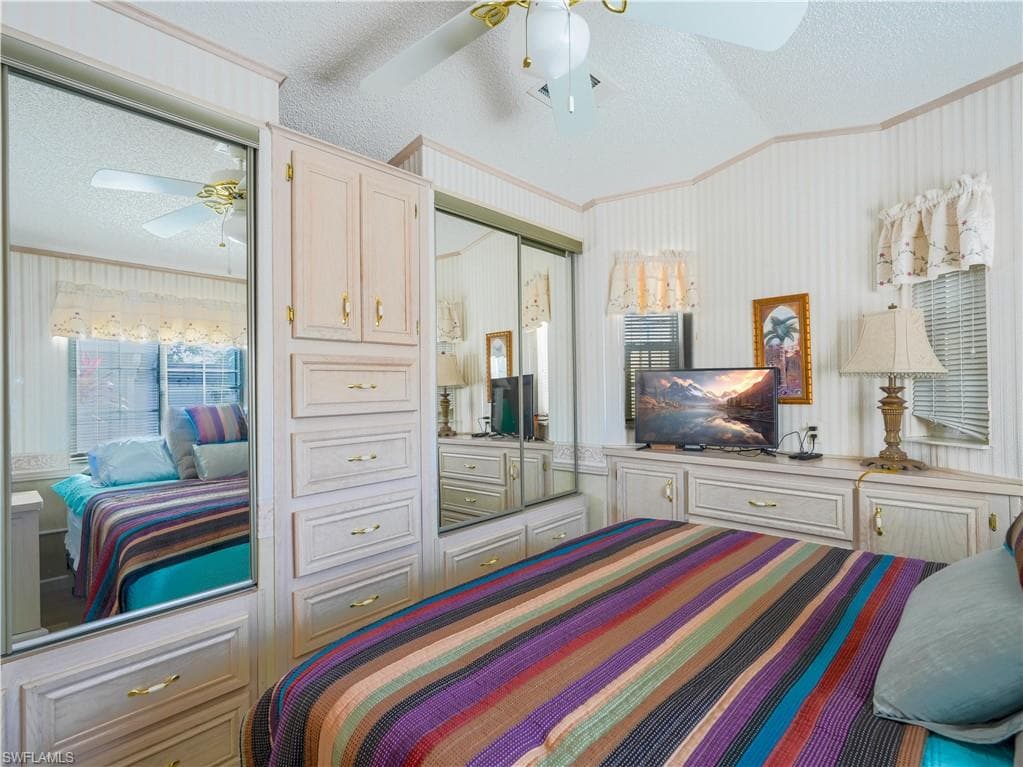 2048 Crystal Lake DR, NAPLES FL 34120-26