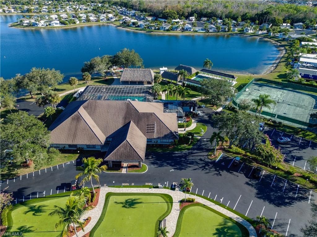 2048 Crystal Lake DR, NAPLES FL 34120-46