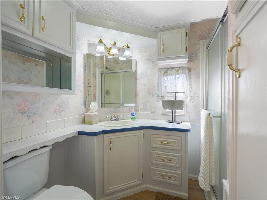 2048 Crystal Lake DR, NAPLES FL 34120-27