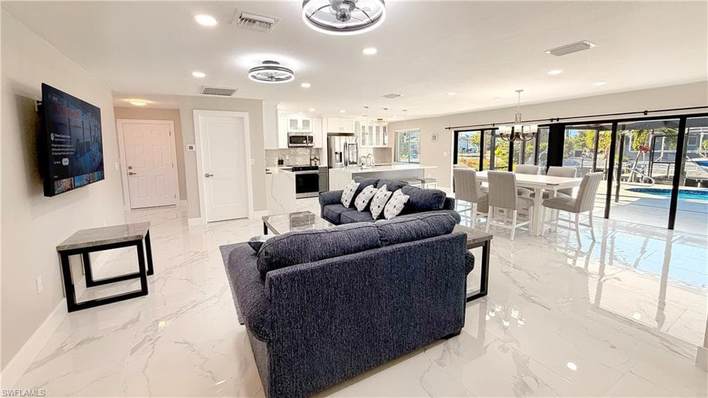 201 Randy LN, FORT MYERS BEACH FL 33931-21