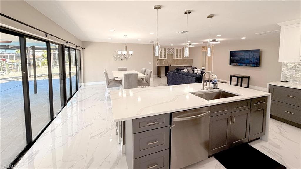 201 Randy LN, FORT MYERS BEACH FL 33931-8