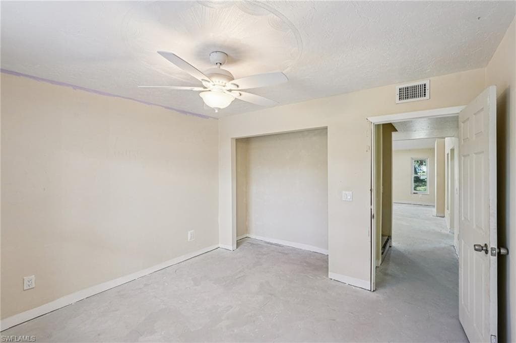 7280 Pelas CIR, NORTH FORT MYERS FL 33917-26