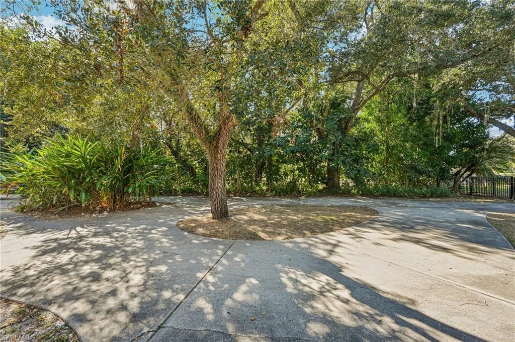 7280 Pelas CIR, NORTH FORT MYERS FL 33917-41