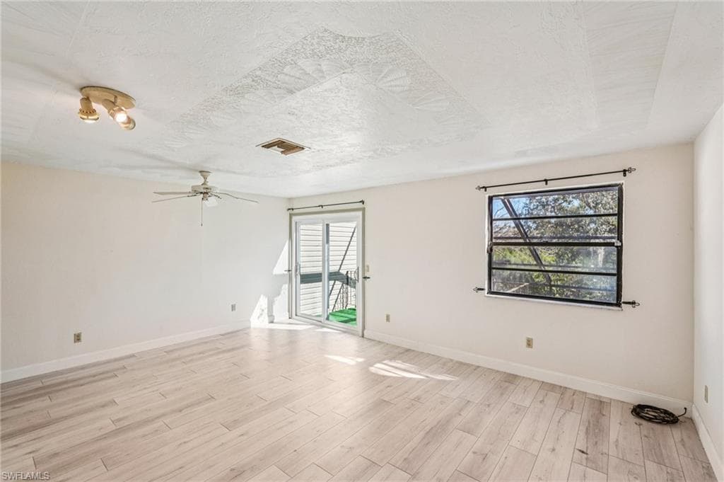 7280 Pelas CIR, NORTH FORT MYERS FL 33917-31