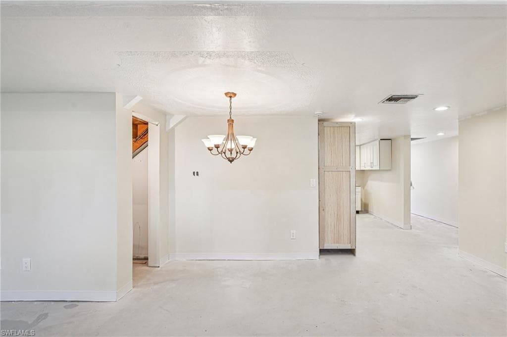 7280 Pelas CIR, NORTH FORT MYERS FL 33917-24