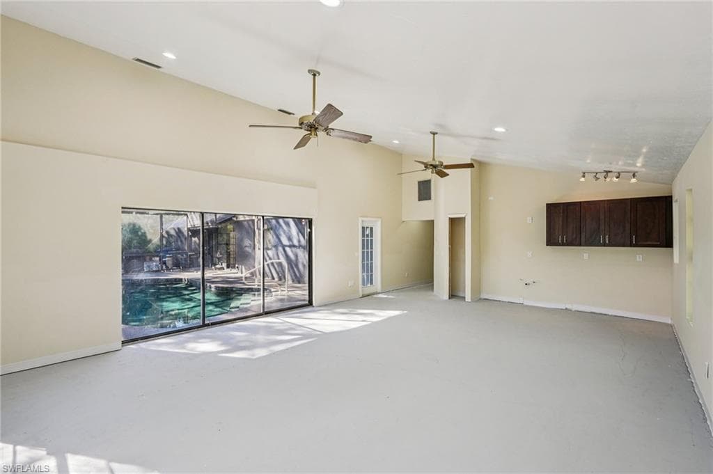 7280 Pelas CIR, NORTH FORT MYERS FL 33917-20