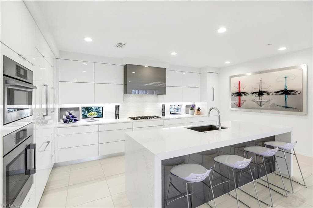 1135 3rd AVE S # 210, NAPLES FL 34102-13