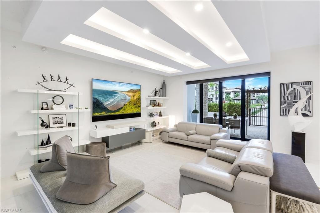 1135 3rd AVE S # 210, NAPLES FL 34102-7